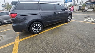 KIA CARNIVAL 2016