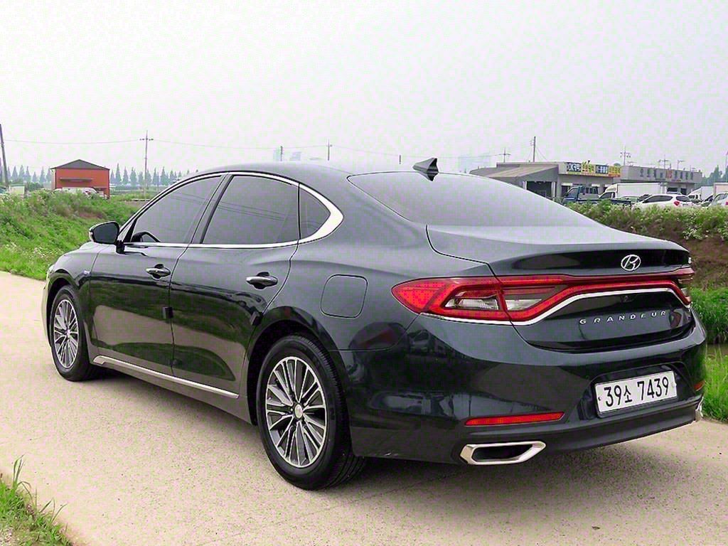 HYUNDAI GRANDEUR IG HYBRID 2018