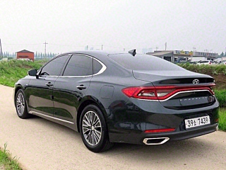 HYUNDAI GRANDEUR IG HYBRID 2018