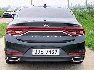 HYUNDAI GRANDEUR IG HYBRID 2018