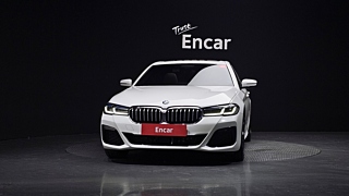 BMW 5-SERIES G30 2022