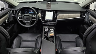 VOLVO S90 2025