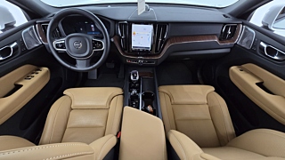 VOLVO XC60  2 GENERATION B5  &#51060 2025
