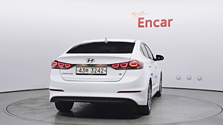 HYUNDAI AVANTE AD 2018