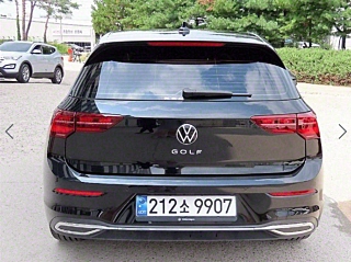 VOLKSWAGEN GOLF 2024