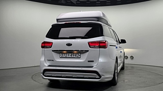 KIA CARNIVAL 2016