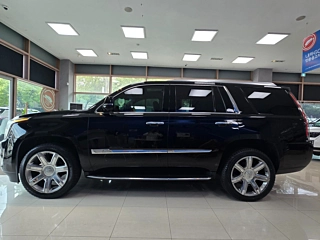 CADILLAC ESCALADE 2017