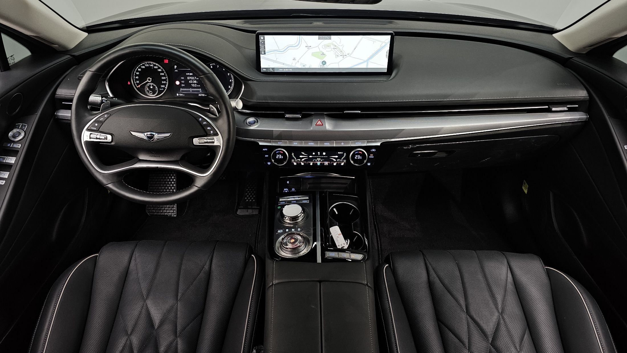GENESIS G80 RG3 2023