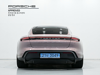 PORSCHE TAYCAN 2023