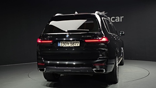 BMW X7 G07 2021