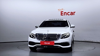 MERCEDES BENZ E-CLASS W213 2020