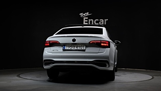 VOLKSWAGEN JETTA 2023