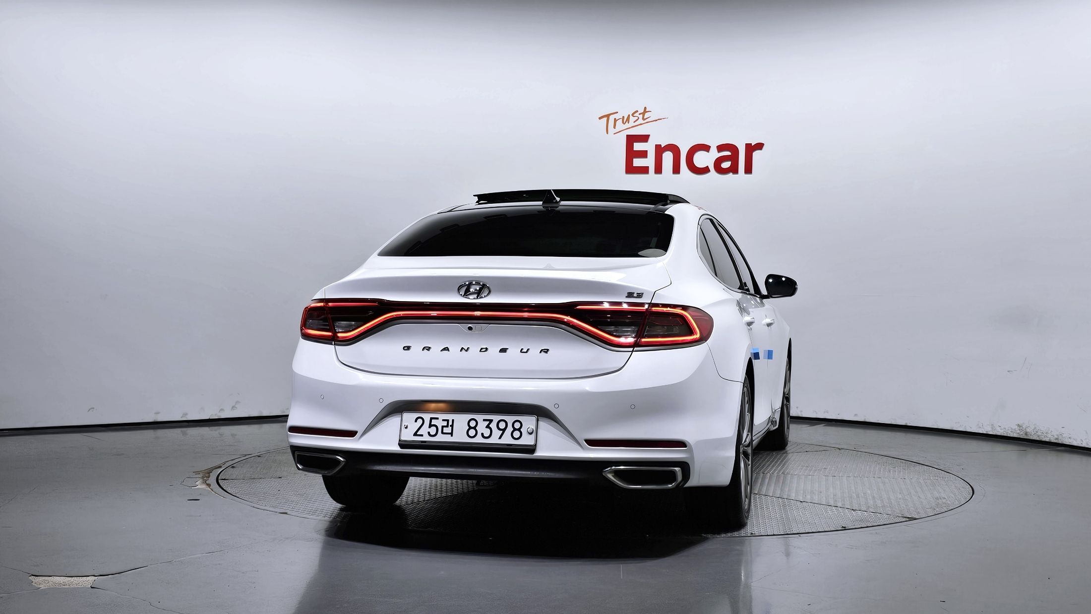 HYUNDAI GRANDEUR IG 2017