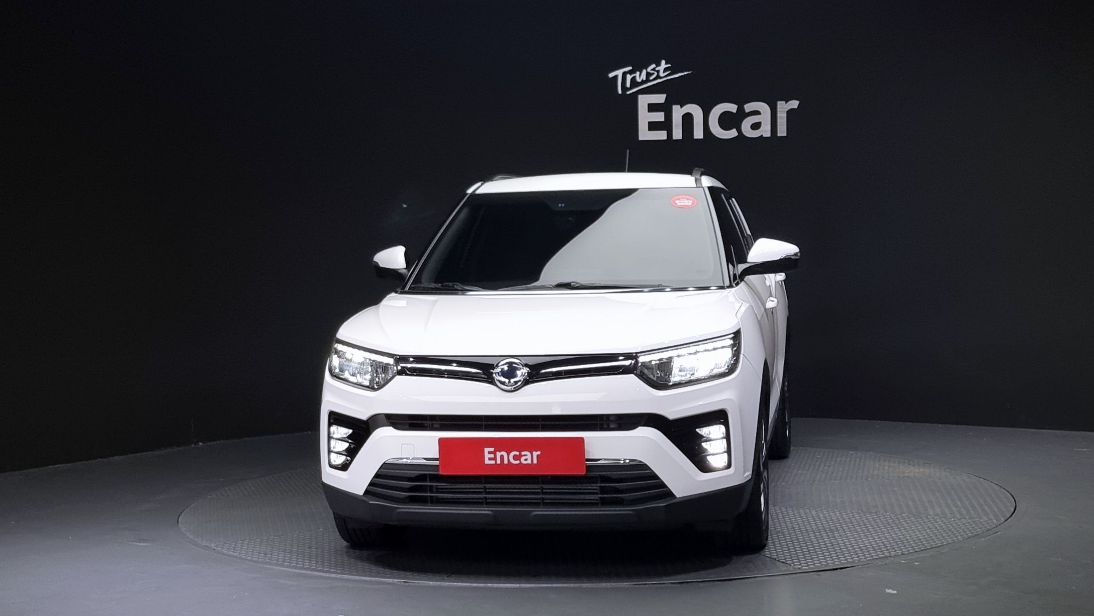 SSANGYONG TIVOLI VERY NEW 2019