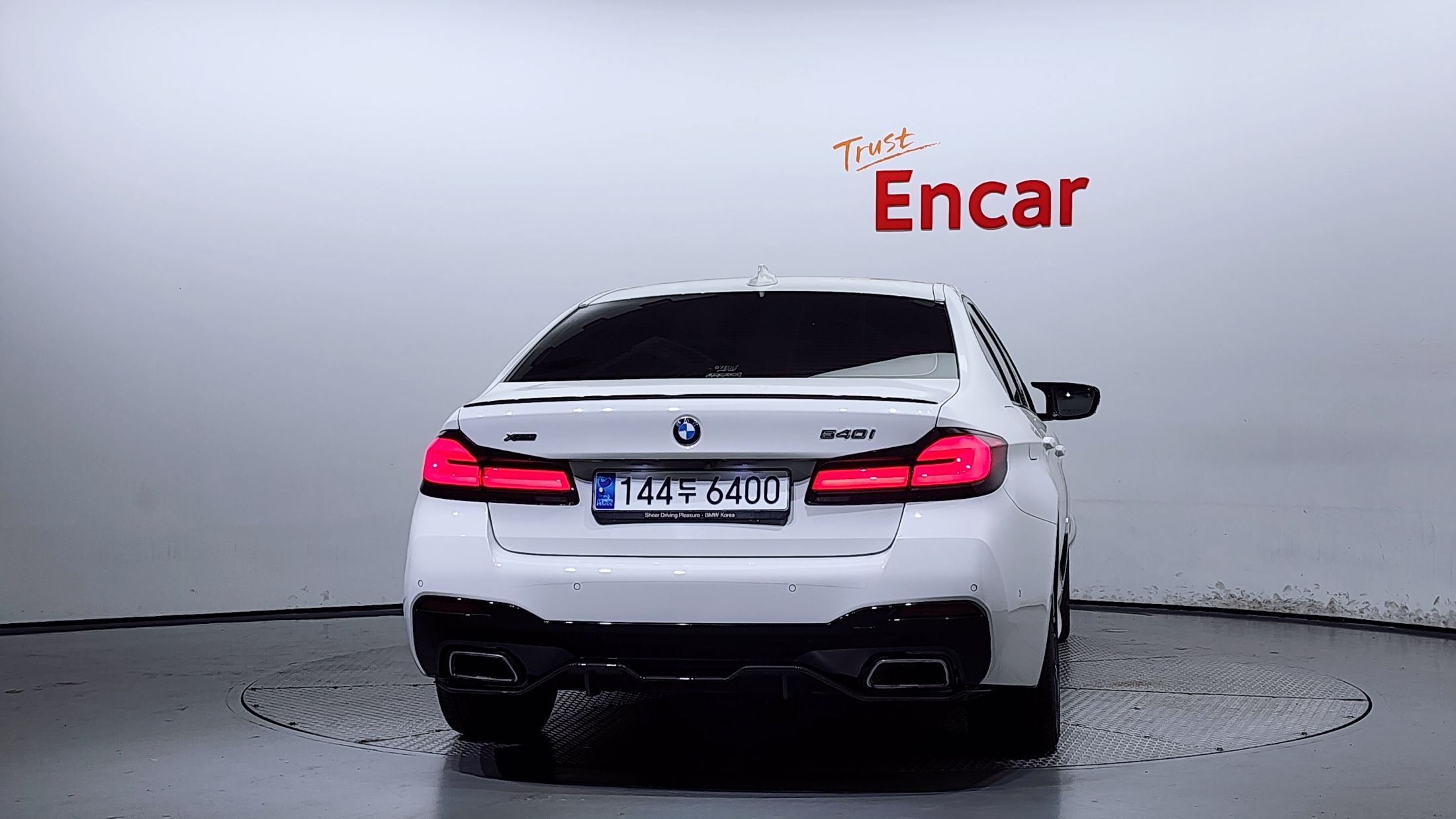 BMW 5-SERIES G30 2020