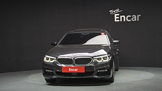 BMW 5-SERIES G30 2018