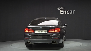 BMW 5-SERIES G30 2018
