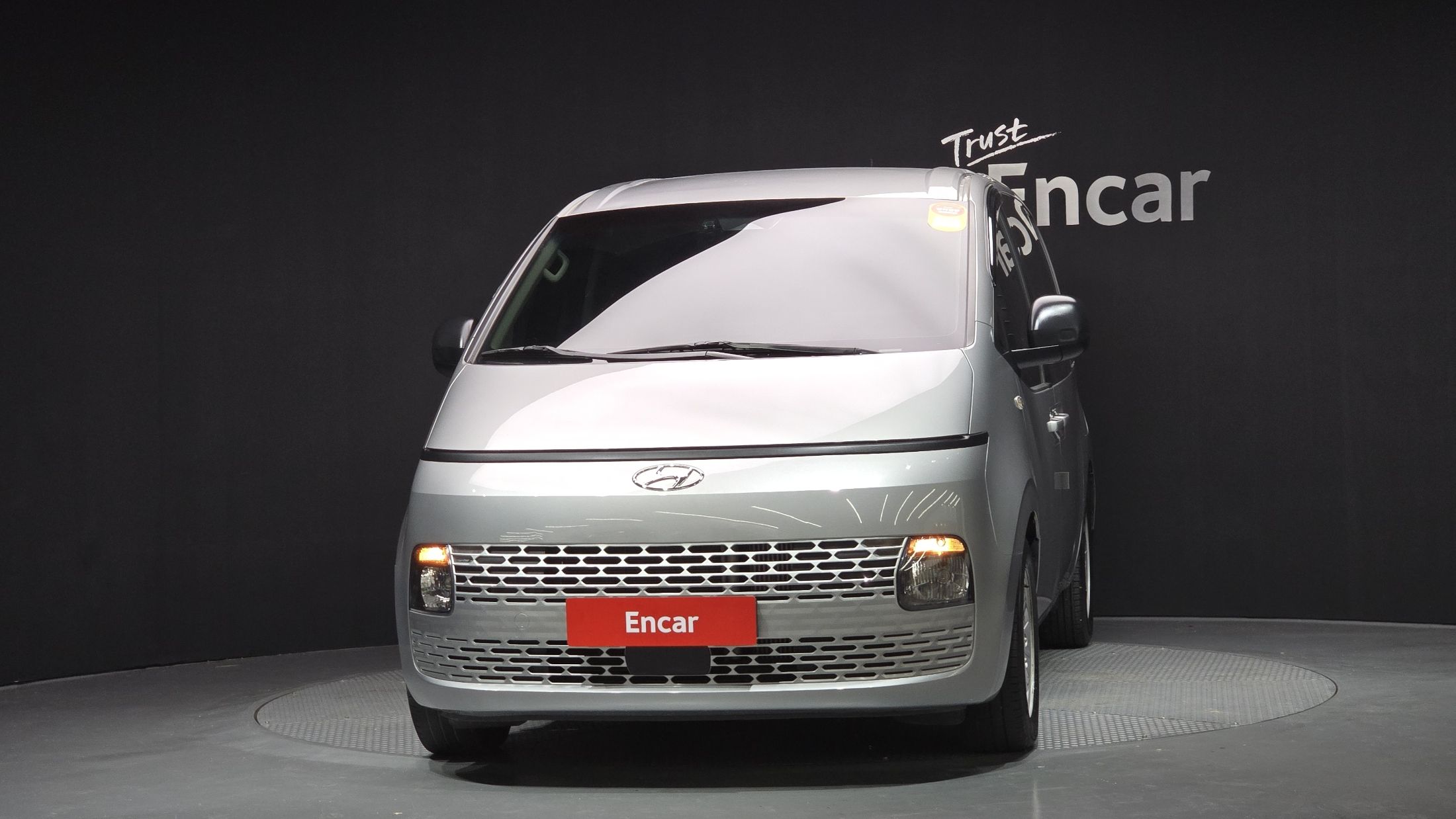 HYUNDAI STARIA 2021