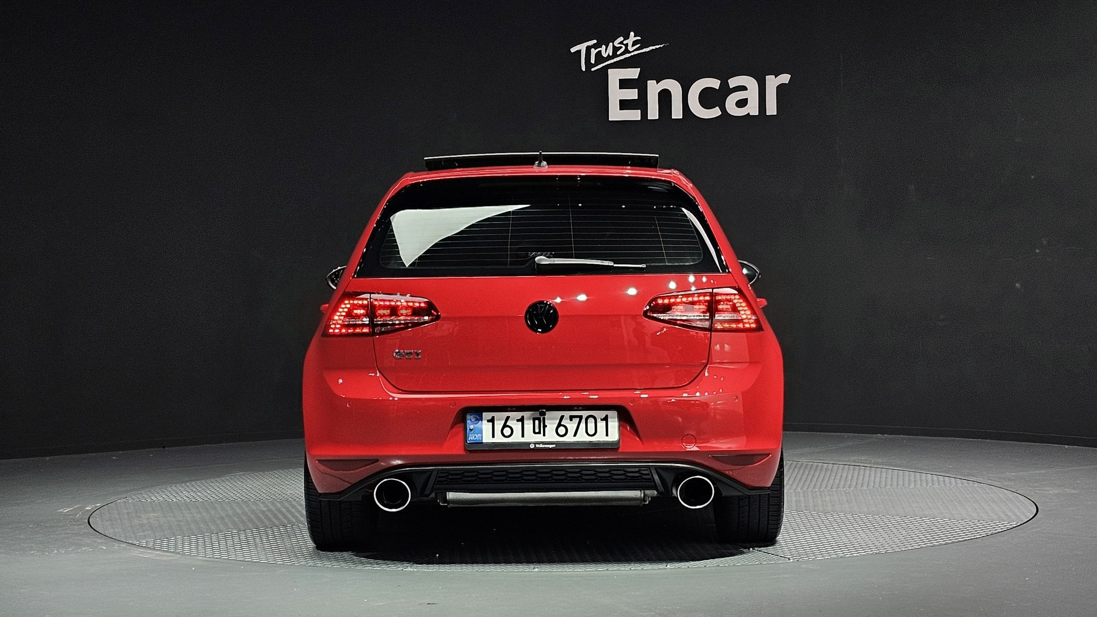 VOLKSWAGEN GOLF 2016