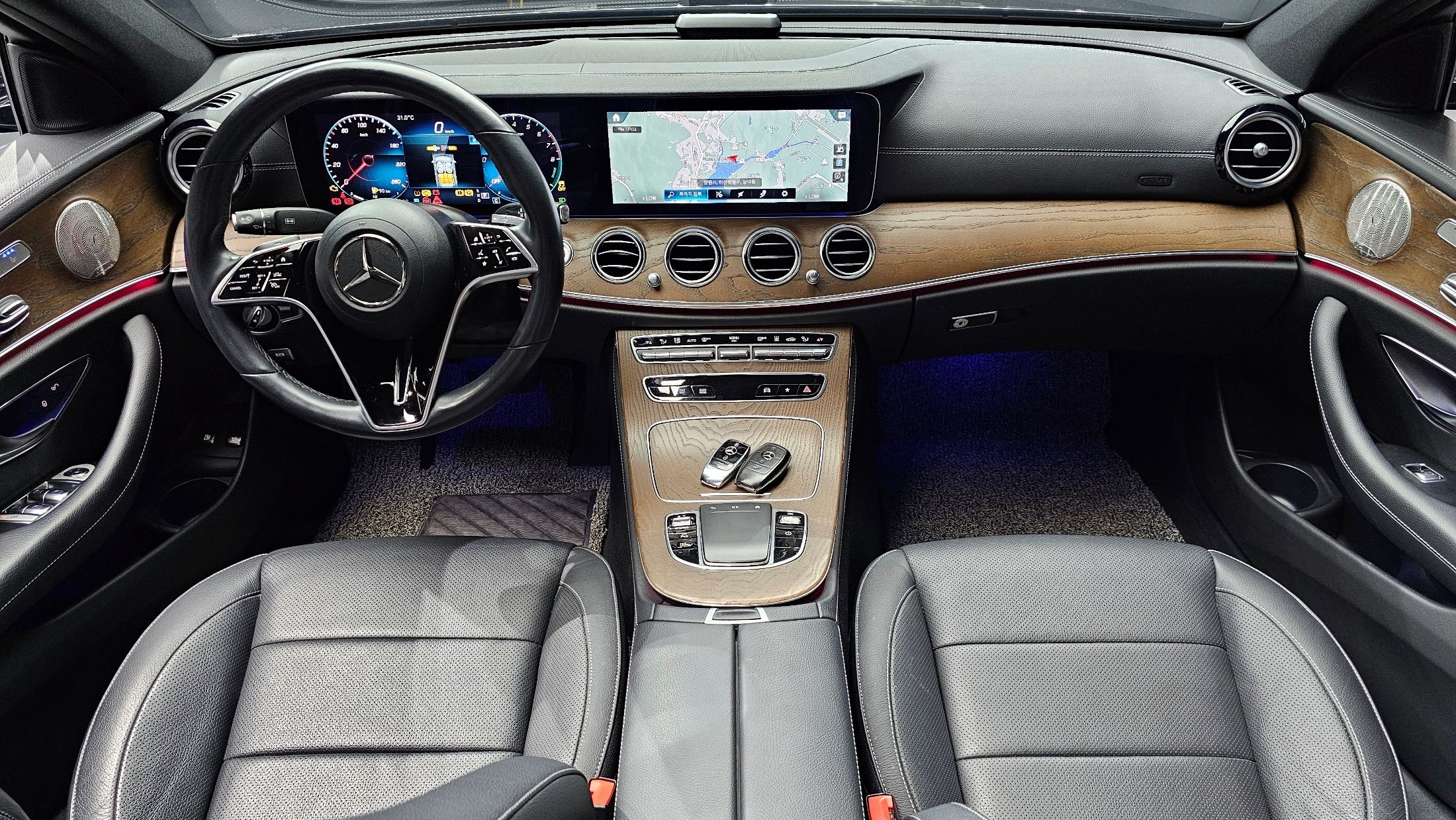 MERCEDES BENZ E-CLASS W213 2021