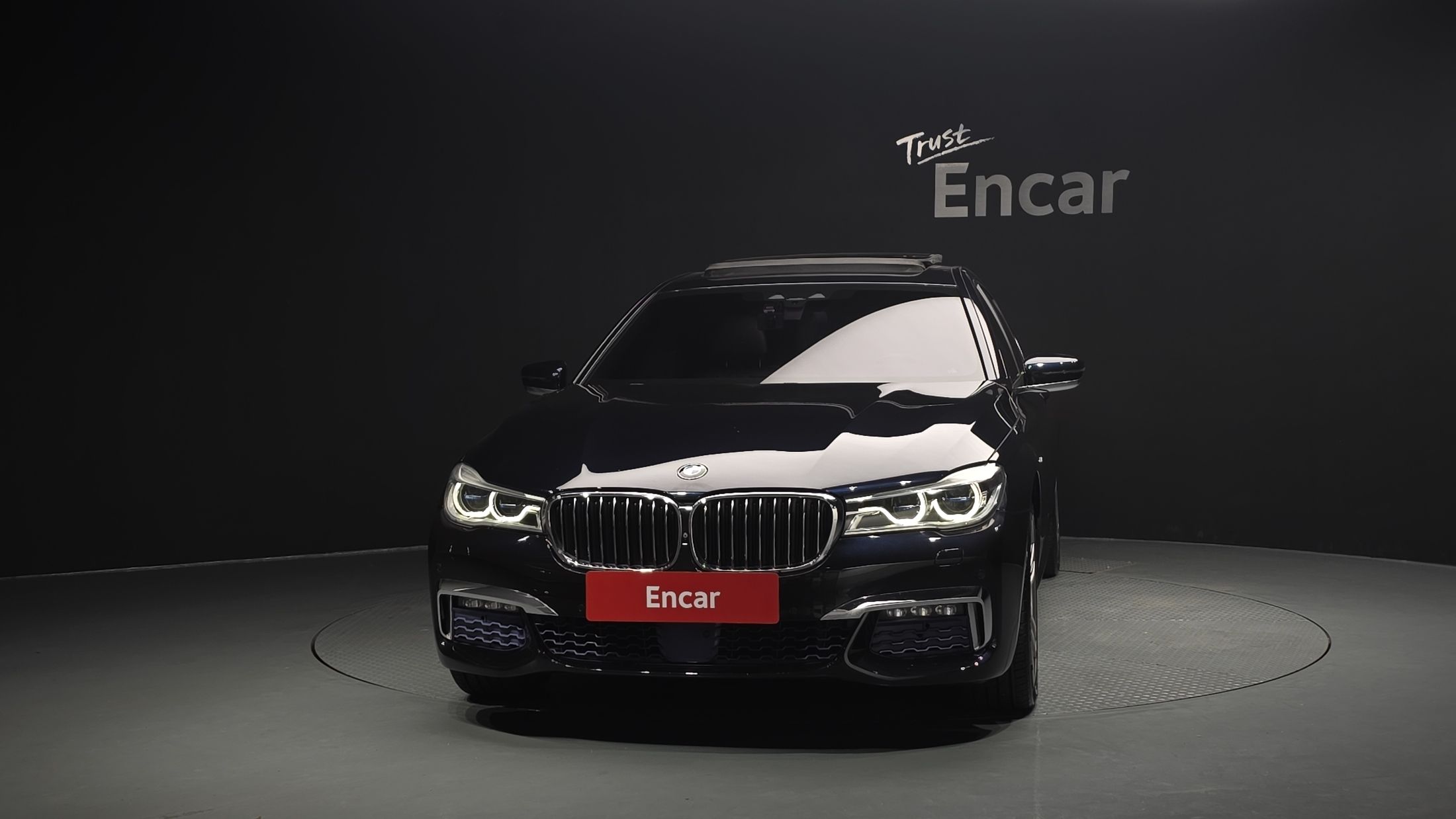 BMW 7-SERIES G11 2017