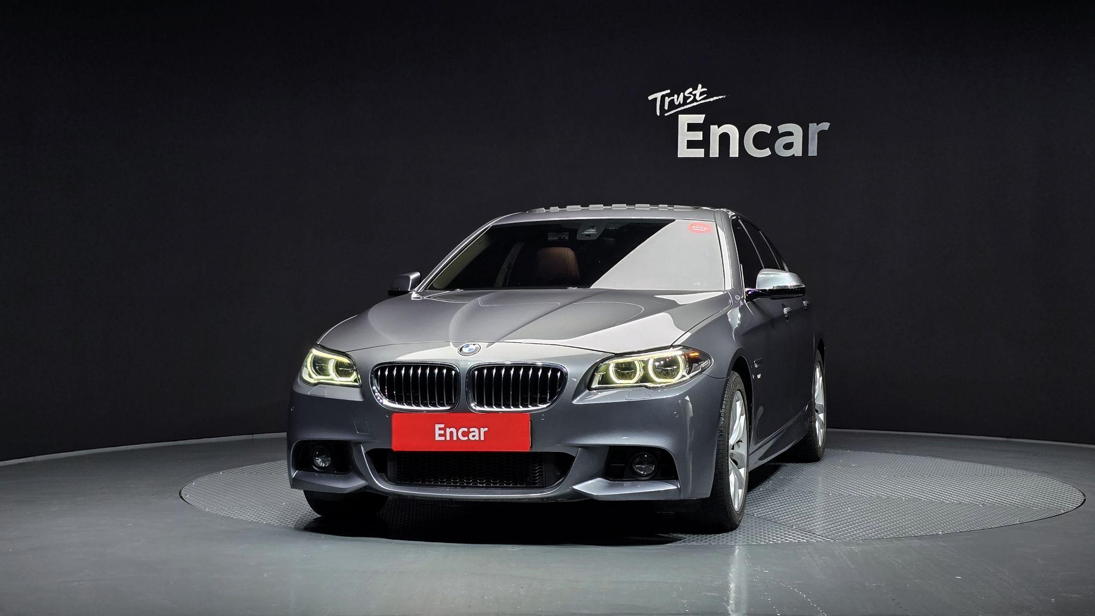 BMW 5-SERIES F10 2016