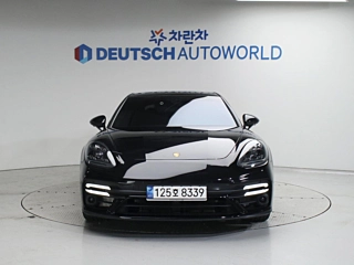 PORSCHE PANAMERA 971 2022