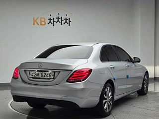 MERCEDES BENZ C-CLASS W205 2016