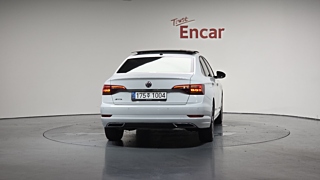 VOLKSWAGEN JETTA 2020