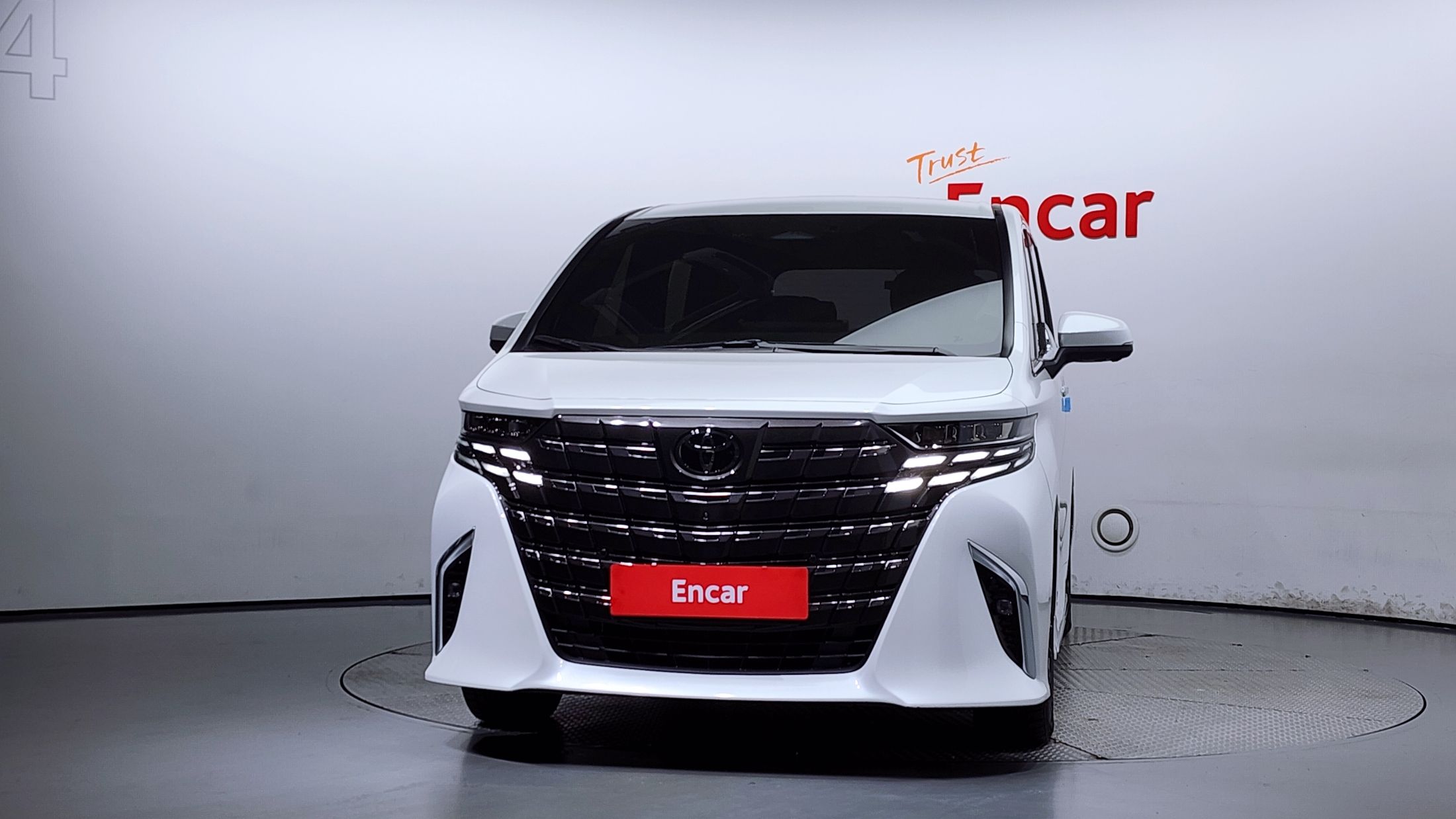 TOYOTA ALPHARD 2024