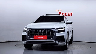 AUDI Q8 4M 2021