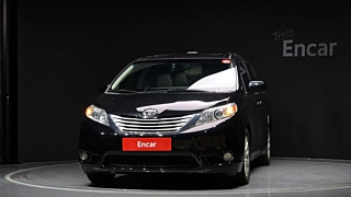 TOYOTA SIENNA 2012