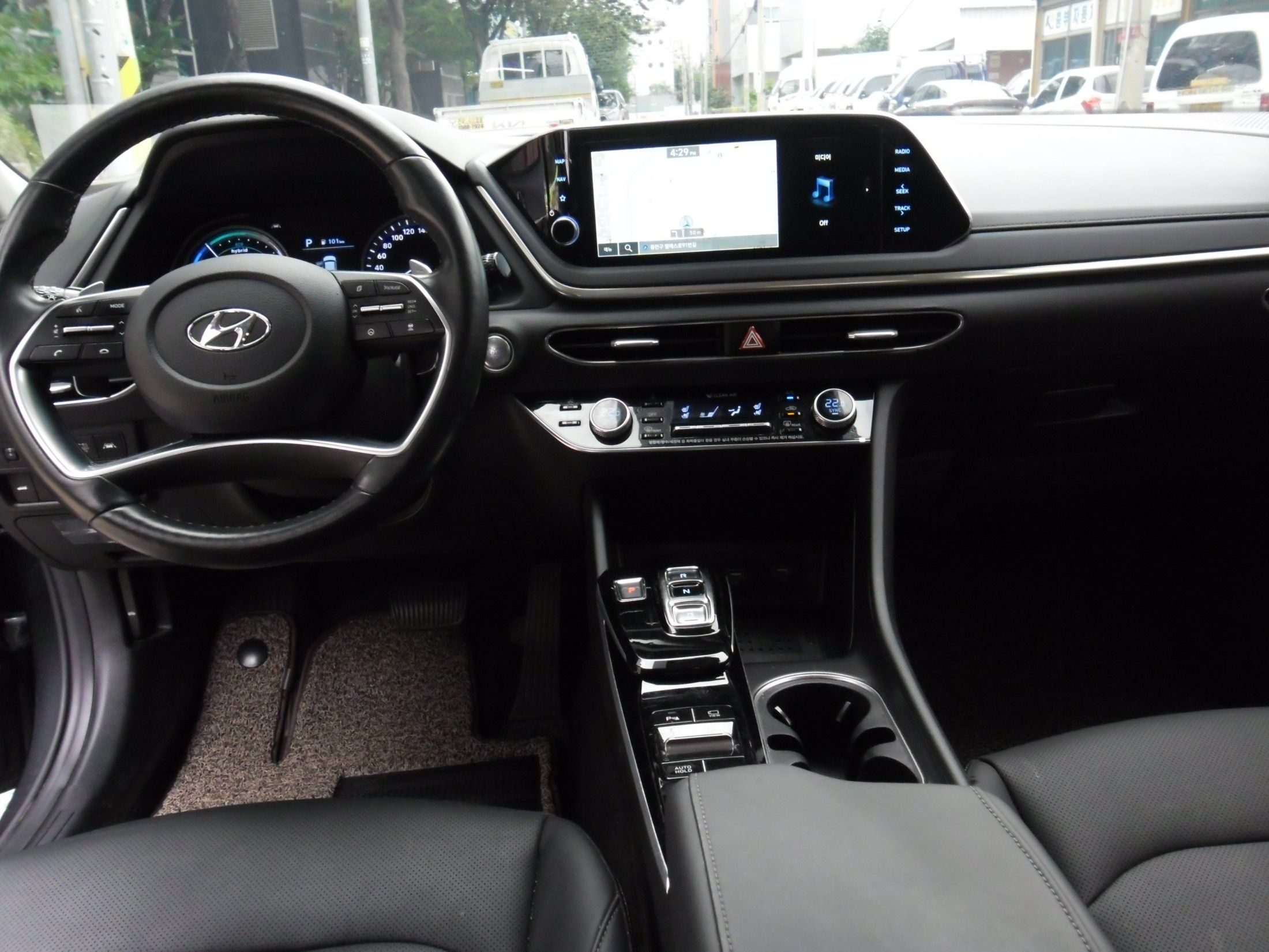HYUNDAI SONATA HYBRID DN8 2021