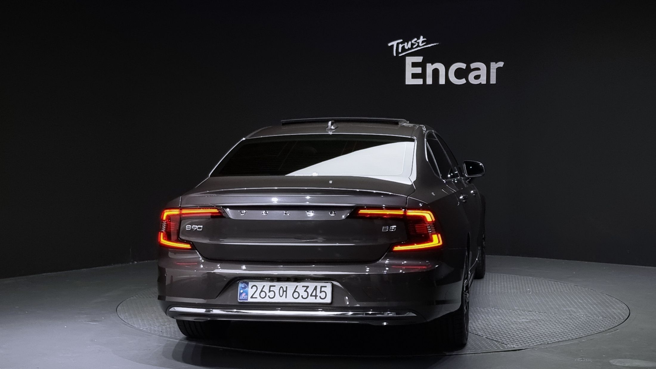 VOLVO S90 2021