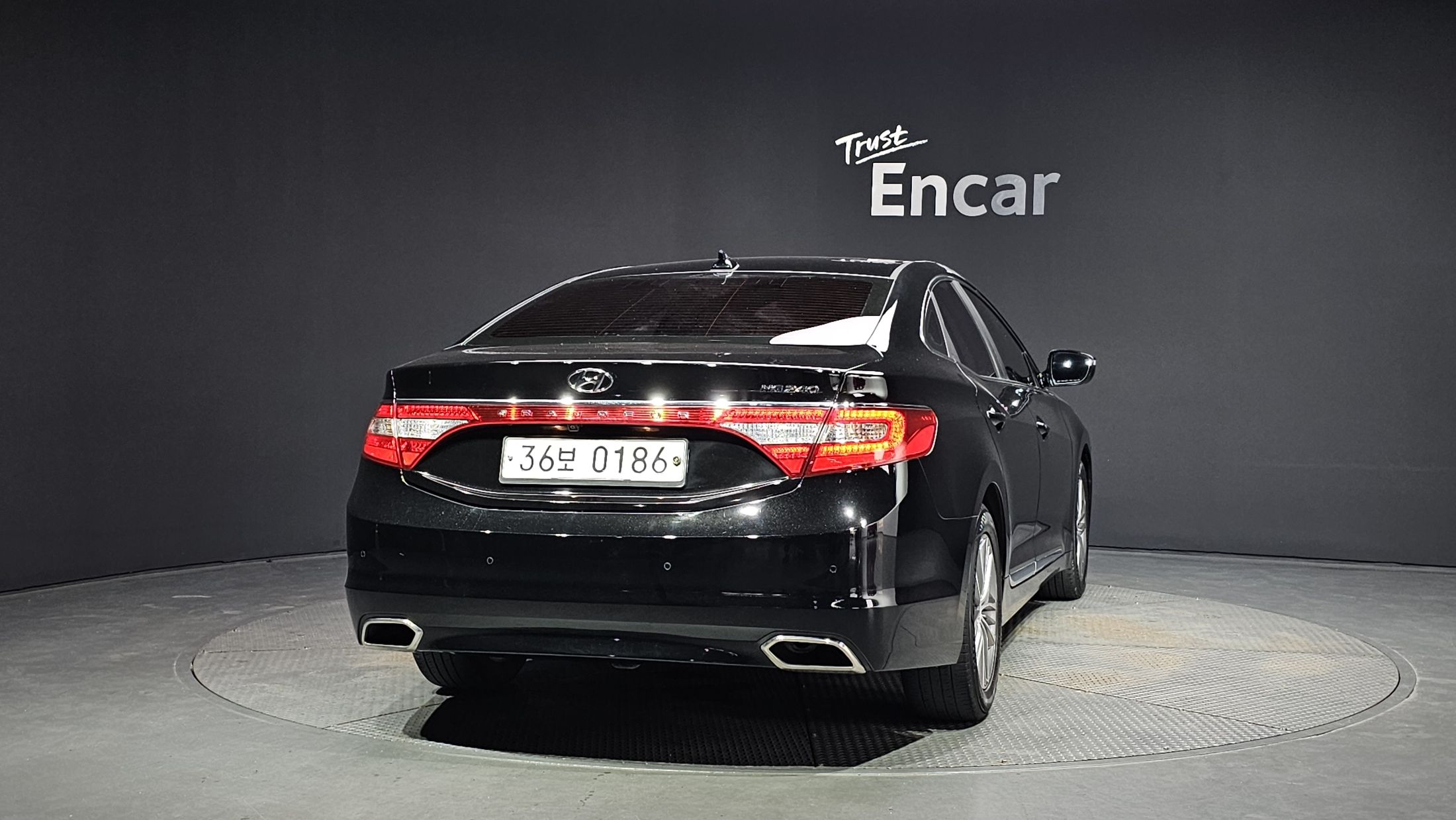 HYUNDAI GRANDEUR HG 2016