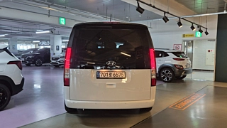HYUNDAI STARIA 2022