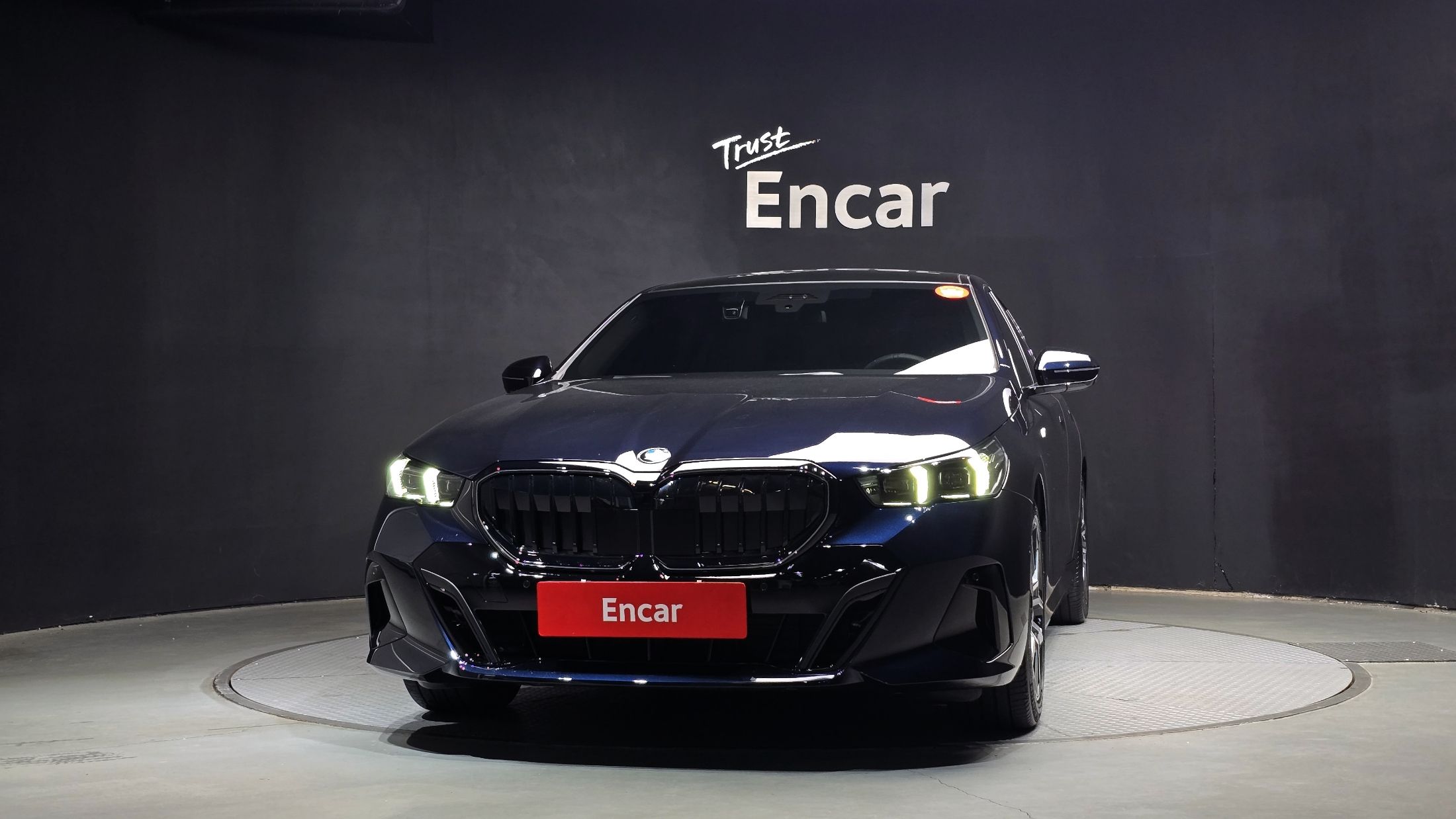 BMW 5-SERIES G60 2024
