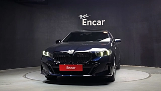 BMW 5-SERIES G60 2024