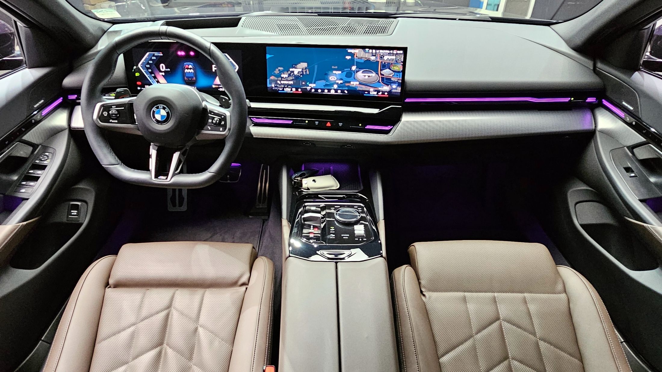 BMW 5-SERIES G60 2024