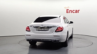MERCEDES BENZ E-CLASS W213 2020