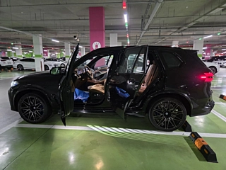 Заказать BMW X5M G05