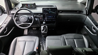 HYUNDAI STARIA 2023