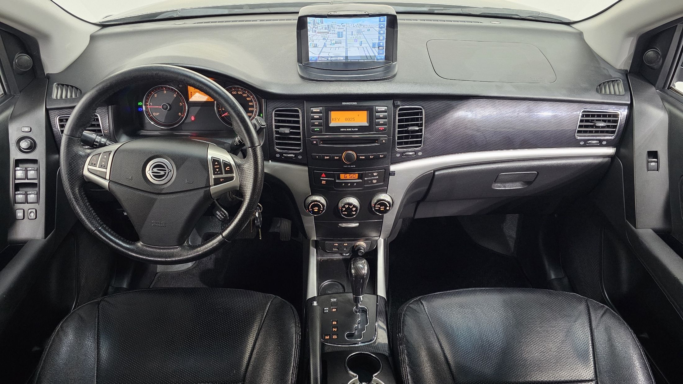 SSANGYONG KORANDO C 2013