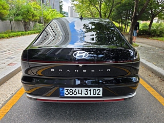 HYUNDAI GRANDEUR HYBRID GN7 2023