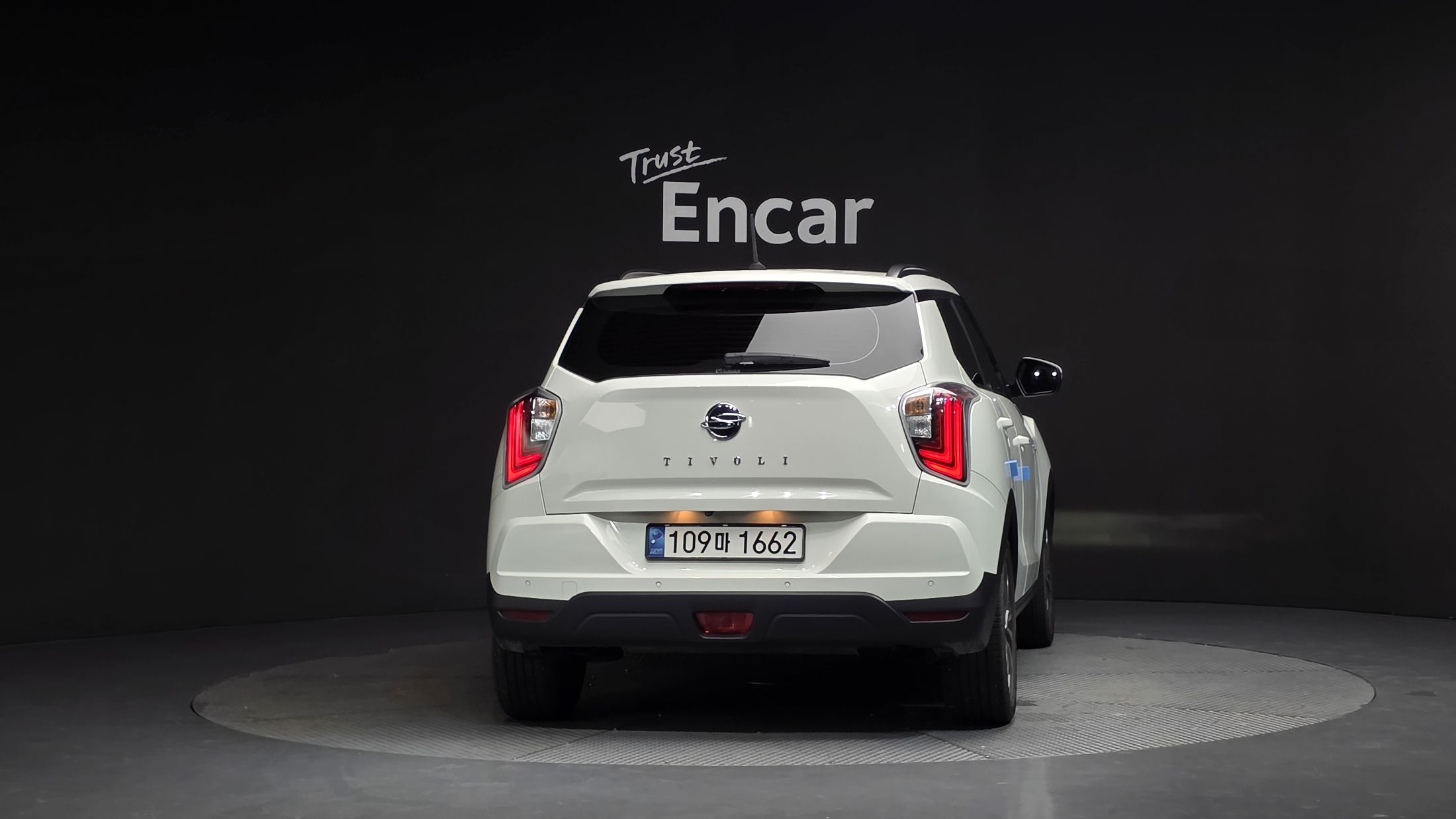 SSANGYONG TIVOLI VERY NEW 2022