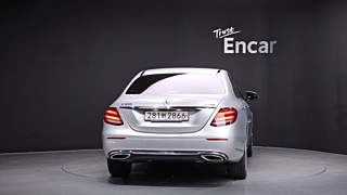 MERCEDES BENZ E-CLASS W213 2020