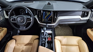 VOLVO XC60 2020