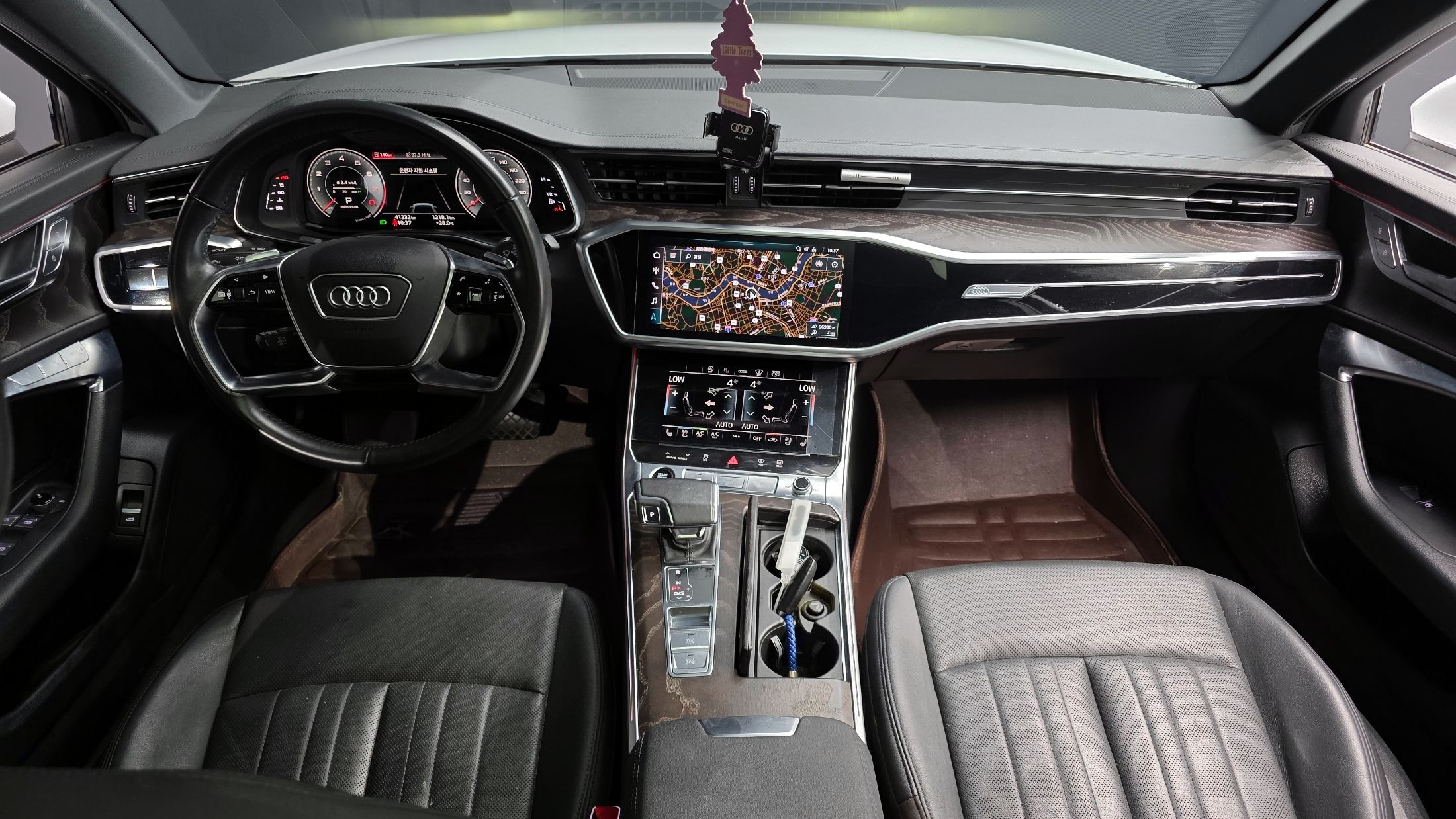 AUDI A6 C8 2021