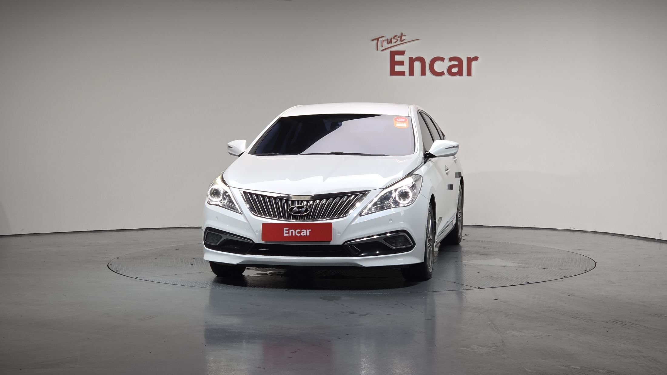 HYUNDAI GRANDEUR HG 2016