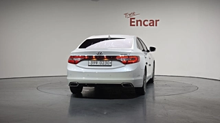 HYUNDAI GRANDEUR HG 2016
